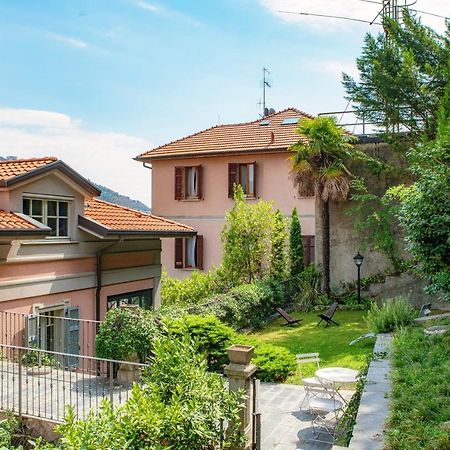 I D'A Charming Penthouse - Lake View- Como- House-130 Mt-2 Double Bedrooms And 2 Double Bathrooms A Spacious Living Room-Full Equipped Kitchen-Private Garden And Terrace-Private Covered Parking Exterior foto